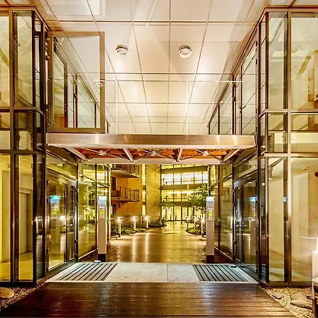 Angel City Center Krakow Aparthotel-3